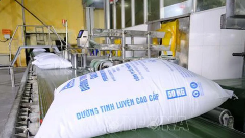 8 doanh nghiệp được giao nhập khẩu 107.000 tấn đường