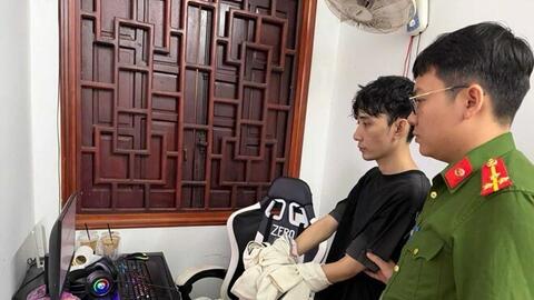Triệt phá đường dây làm giả giấy tờ, tài liệu của cơ quan, tổ chức