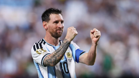 Haaland: 'Messi là một kẻ điên'