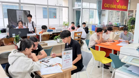 Trường bứt tốc vượt chỉ tiêu, nơi vẫn chờ thí sinh