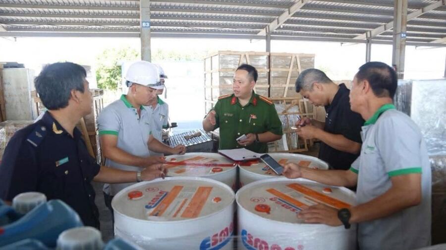 Công an Quảng Ninh triệt phá đường dây buôn lậu trên 30 tỷ đồng