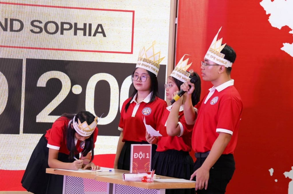 Phần tranh biện của Đội 1 (Visionaries) tại chặng thi 4