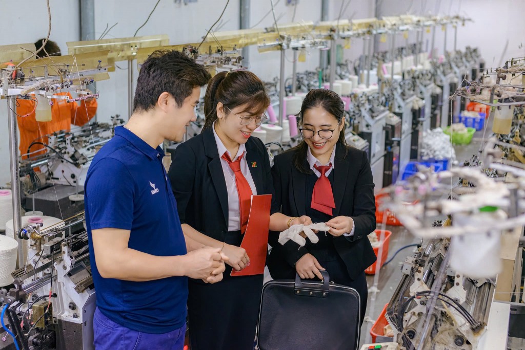 Agribank cho vay đầu tư sản xuất kinh doanh với lãi suất ưu đãi chỉ từ 3,5%/năm Agribank cho vay đầu tư sản xuất kinh doanh với lãi suất ưu đãi chỉ từ 3,5%/năm