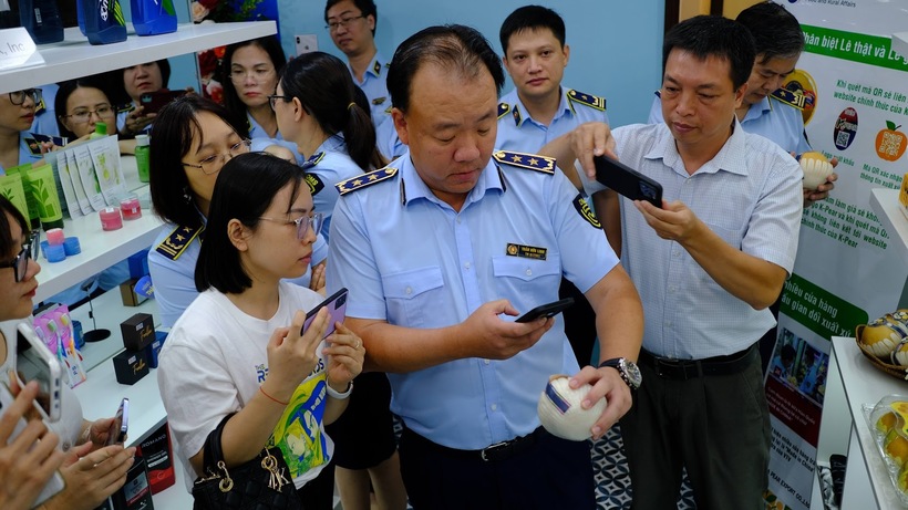 Cục trưởng Trần Hữu Linh cho rằng, công tác quản lý phải đi đôi với phát triển thị trường