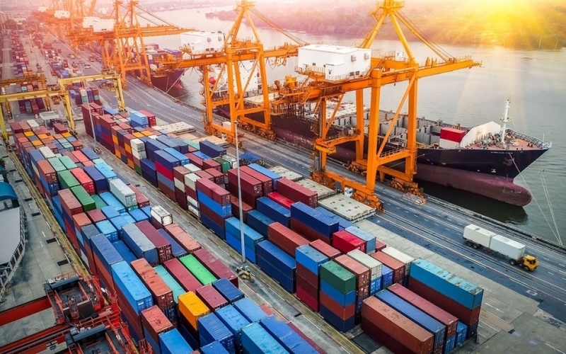 11 tháng năm 2025, tổng kim ngạch xuất nhập khẩu của Việt Nam đạt 839,75 tỷ USD. Ảnh minh họa