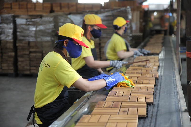 Kim ngạch xuất khẩu lâm sản tăng mạnh từ 7,23 tỷ USD năm 2015 lên 17,35 tỷ USD năm 2024 và dự kiến đạt khoảng 18,1 tỷ USD trong năm 2025.
