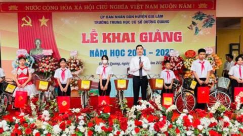 Học sinh Gia Lâm nô nức chào đón năm học mới