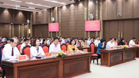 Hà Nội bàn giao 30 trung tâm y tế về quận, huyện, thị xã
