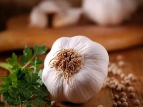 7 lưu ý cho người thường xuyên ăn tỏi