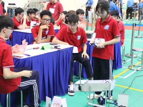 Thúc đẩy bình đẳng giới trong đào tạo giáo viên STEM