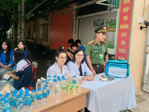 Cán bộ Y tế ở Điện Biên túc trực 24/24 giờ phục vụ Kỳ thi tốt nghiệp THPT 2026