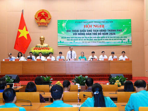 Hà Nội đối thoại với nông dân, tháo gỡ khó khăn về chuyển đổi sinh kế