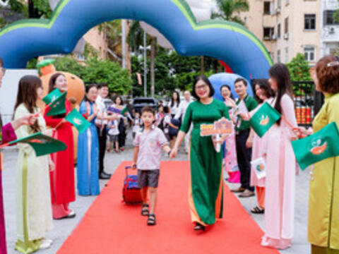 Sắp xếp trường học đi cùng chính sách phù hợp với đội ngũ