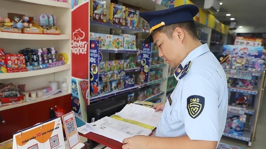 Quản lý thị trường Hà Tĩnh tăng cường kiểm soát hàng hóa dịp Trung thu