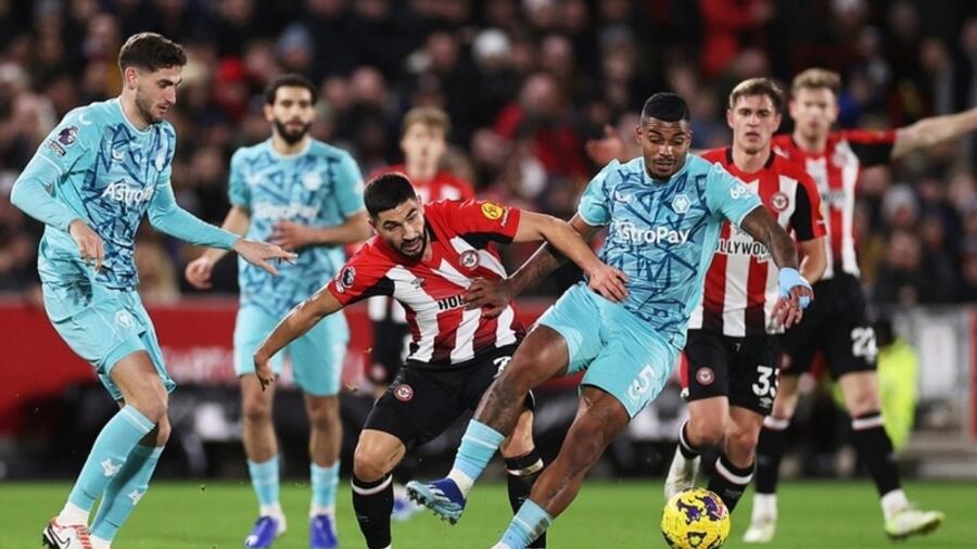 Lịch thi đấu bóng đá hôm nay 16/3, sáng 17/3: Brentford đối đầu Wolves