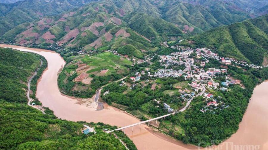 Kiểm lâm Mường Lát ứng dụng công nghệ số giữ màu xanh đại ngàn