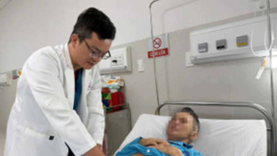 Báo động đỏ toàn viện cứu sống bệnh nhân vỡ u gan, suy thận cấp