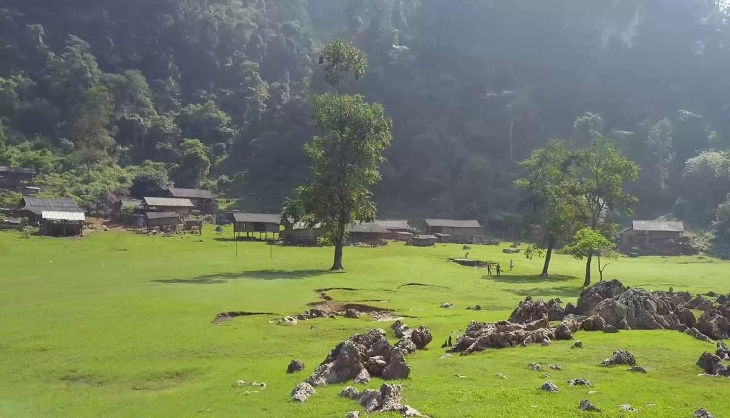 Làng “nguyên thủy” giữa núi rừng Tây Bắc - Ảnh 4. Làng “nguyên thủy” giữa núi rừng Tây Bắc - Ảnh 4.