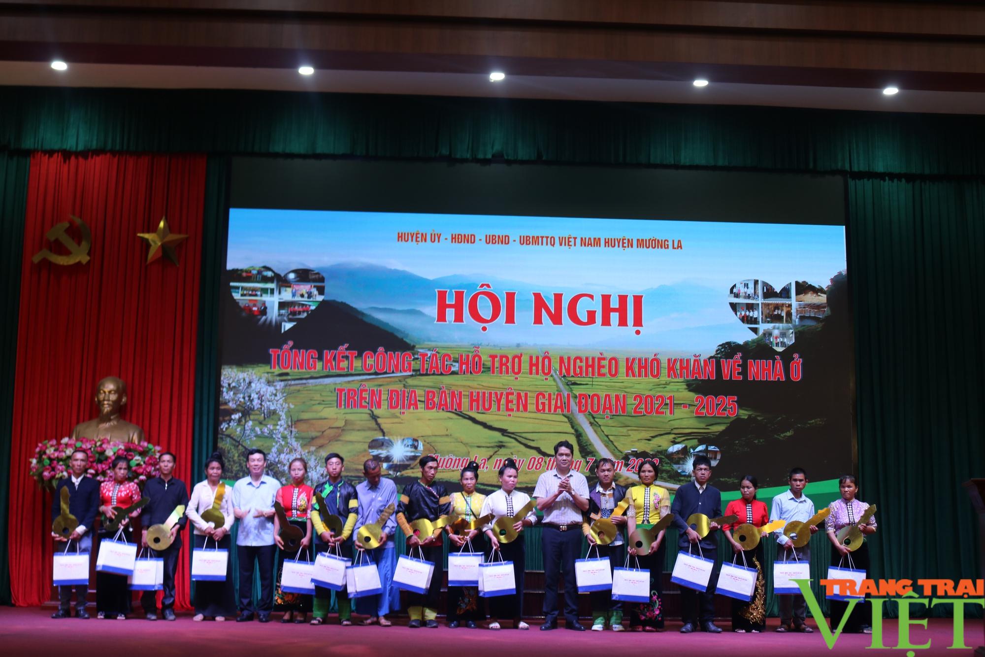 Mường La: Hoàn thành việc hỗ trợ hộ nghèo khó khăn về nhà ở trước 3 năm so với kế hoạch - Ảnh 7. Mường La: Hoàn thành việc hỗ trợ hộ nghèo khó khăn về nhà ở trước 3 năm so với kế hoạch - Ảnh 7.