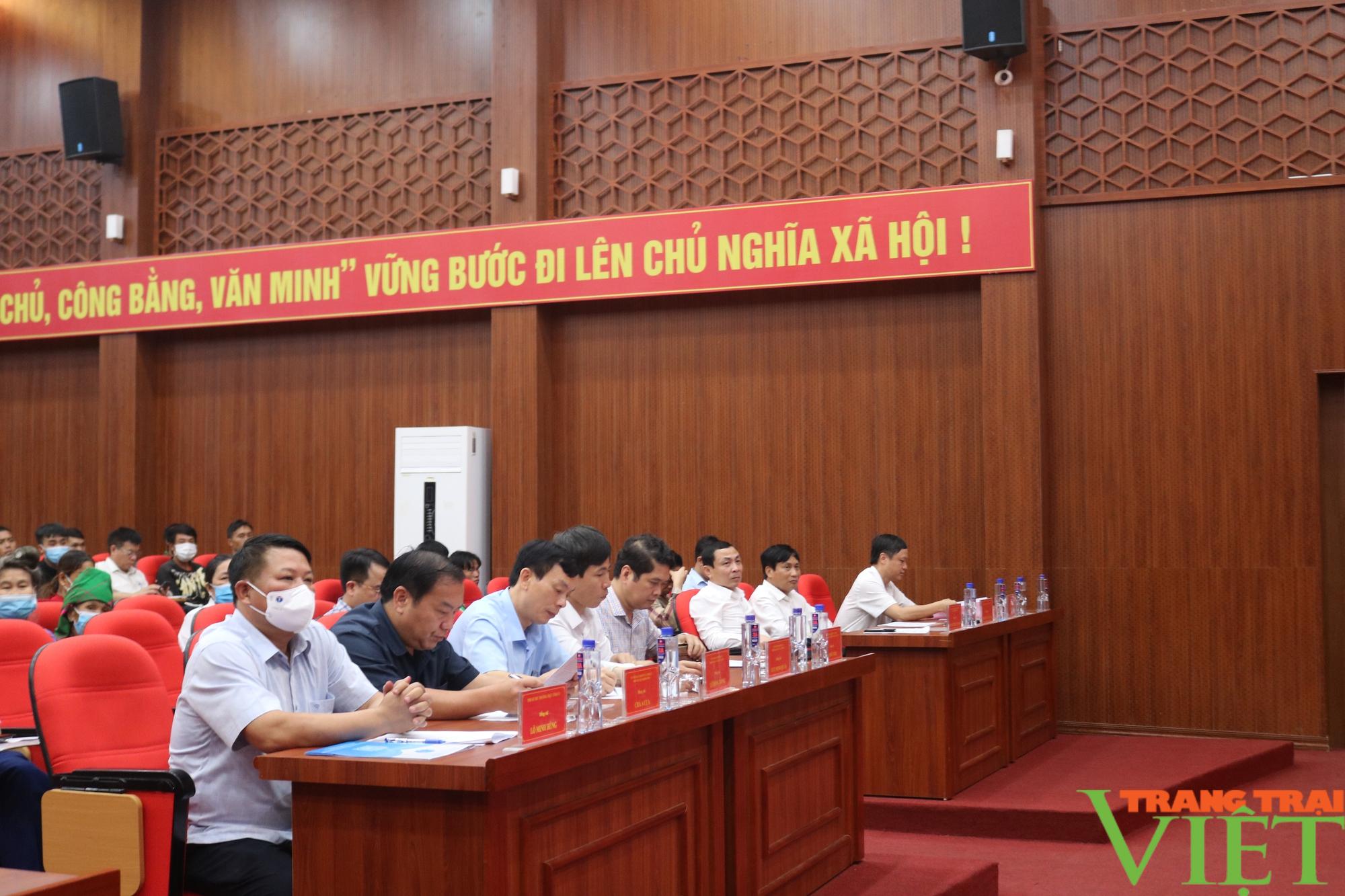 Mường La: Hoàn thành việc hỗ trợ hộ nghèo khó khăn về nhà ở trước 3 năm so với kế hoạch - Ảnh 2. Mường La: Hoàn thành việc hỗ trợ hộ nghèo khó khăn về nhà ở trước 3 năm so với kế hoạch - Ảnh 2.
