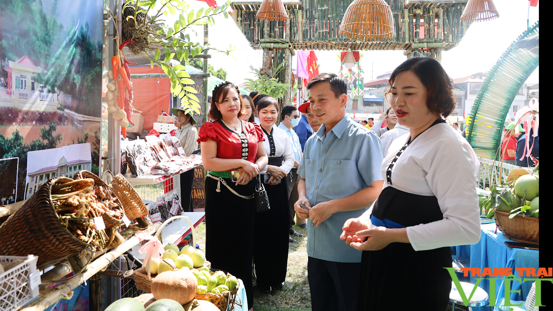 Tập trung thực hiện Chương trình "mỗi xã một sản phẩm" OCOP - Ảnh 2. Tập trung thực hiện Chương trình "mỗi xã một sản phẩm" OCOP - Ảnh 2.