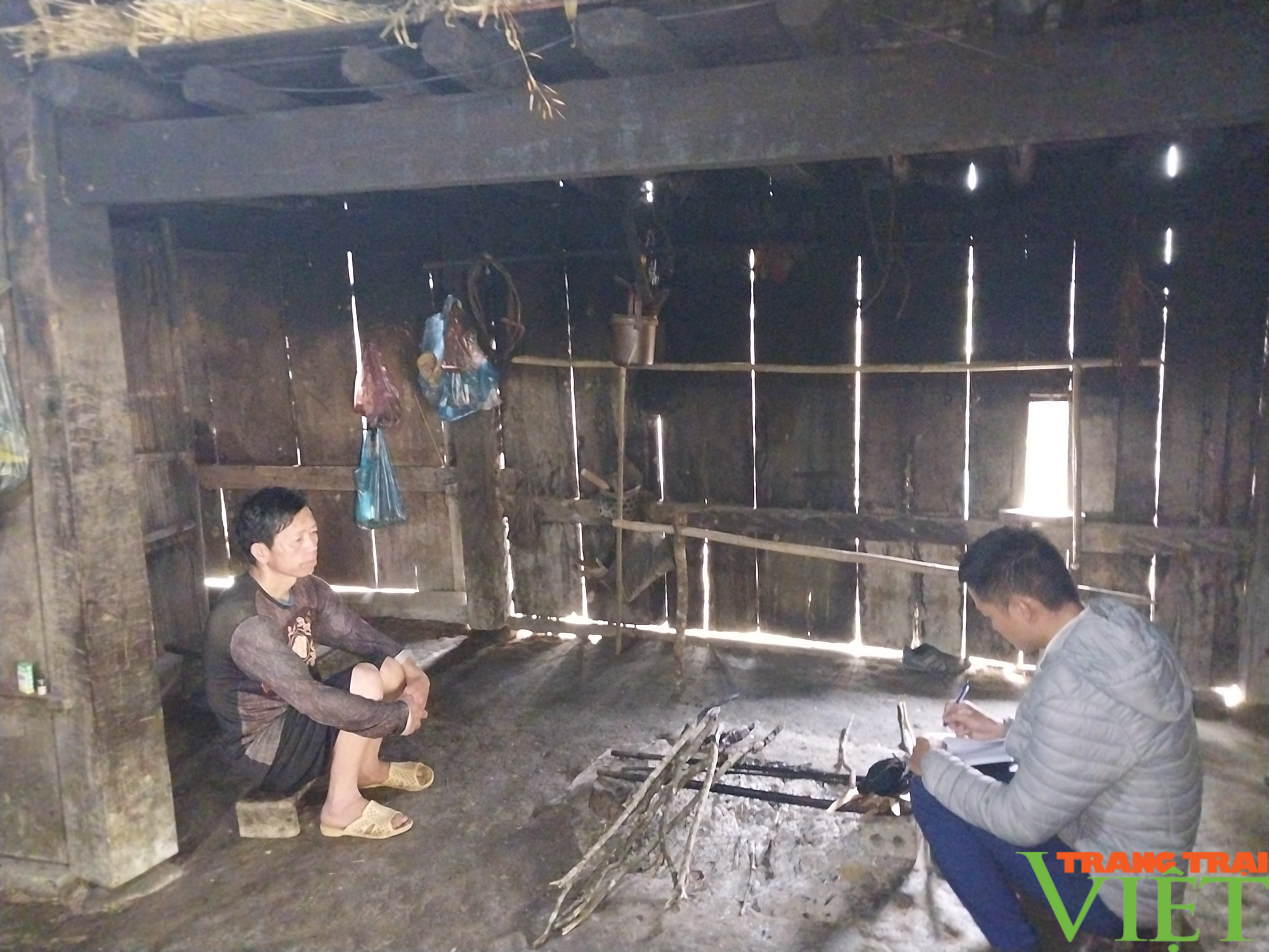 Người dân nghèo vùng cao Lào Cai mong muốn có nơi ở mới - Ảnh 4. Người dân nghèo vùng cao Lào Cai mong muốn có nơi ở mới - Ảnh 4.