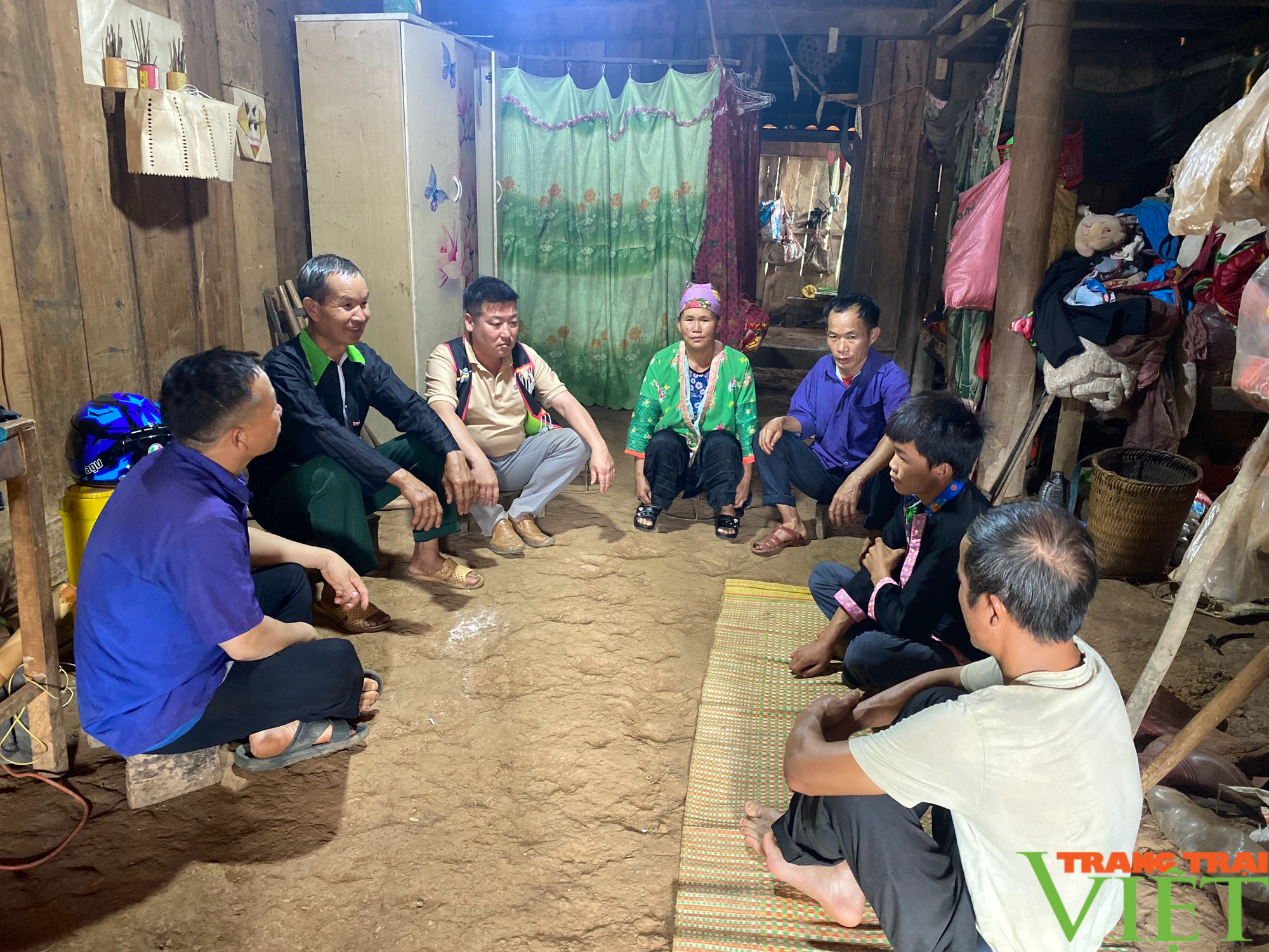 Phát huy vai trò người có uy tín trong đồng bào dân tộc thiểu số tại các bản vùng cao - Ảnh 3. Phát huy vai trò người có uy tín trong đồng bào dân tộc thiểu số tại các bản vùng cao - Ảnh 3.