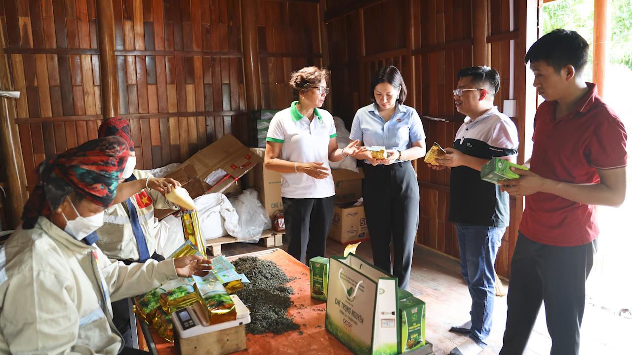 Phát triển các mô hình kinh tế phù hợp, đem lại thu nhập cho hội viên nông dân - Ảnh 4. Phát triển các mô hình kinh tế phù hợp, đem lại thu nhập cho hội viên nông dân - Ảnh 4.