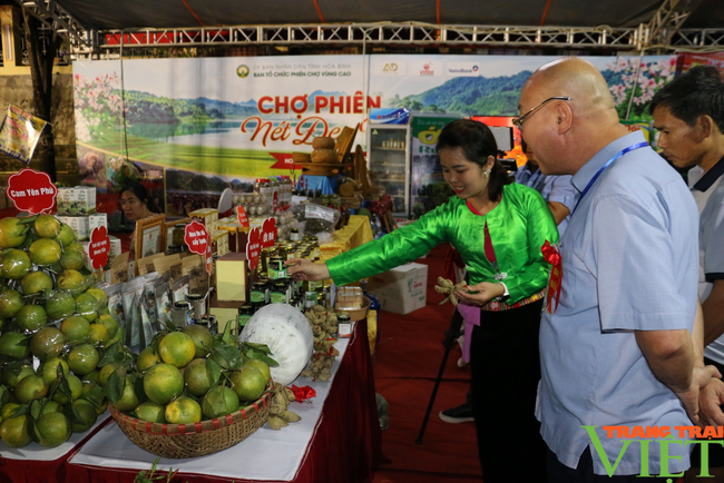 Hội chợ Xuân Hòa Bình năm 2023 có gì hấp dẫn du khách? - Ảnh 1. Hội chợ Xuân Hòa Bình năm 2023 có gì hấp dẫn du khách? - Ảnh 1.
