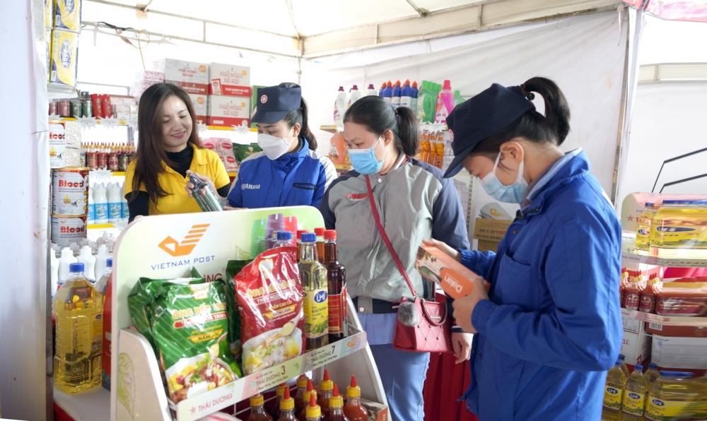 Tập trung nguồn lực để chăm lo Tết cho đoàn viên, người lao động Chung sức đưa hàng Việt đến với người lao động
