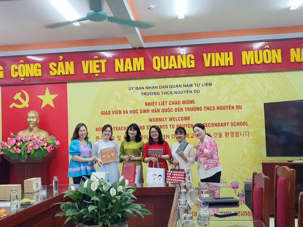 Những tiết học khó quên của học sinh Việt - Hàn Những tiết học khó quên của học sinh Việt - Hàn