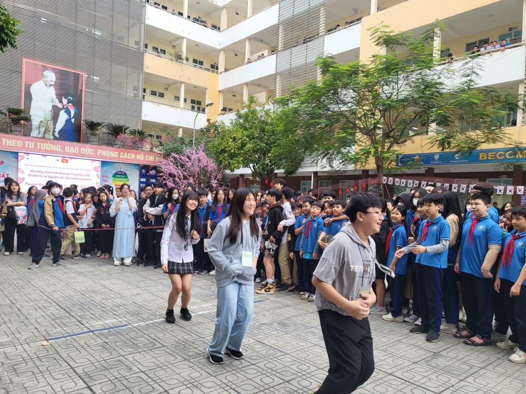 Những tiết học khó quên của học sinh Việt - Hàn Những tiết học khó quên của học sinh Việt - Hàn