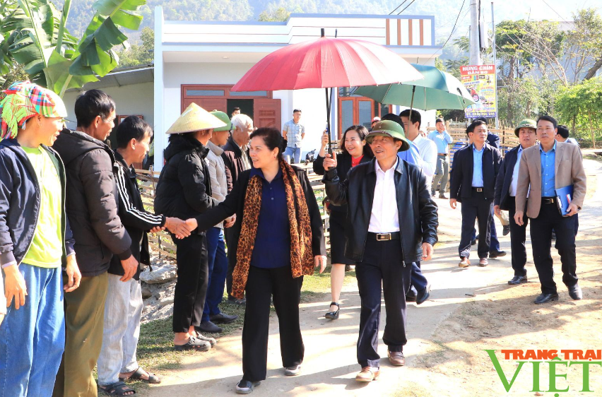 Bí thư Tỉnh ủy Lai Châu Giàng Páo Mỷ kiểm tra hoạt động lao động sản xuất đầu xuân- Ảnh 3. Bí thư Tỉnh ủy Lai Châu Giàng Páo Mỷ kiểm tra hoạt động lao động sản xuất đầu xuân- Ảnh 3.