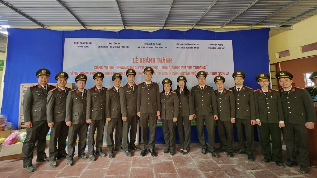 “Khắc tinh” của tội phạm trên không gian mạng “Khắc tinh” của tội phạm trên không gian mạng