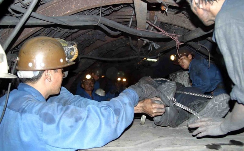 Vụ tai nạn khiến 4 công nhân Công ty Than Thống nhất thiệt mạng Vụ tai nạn khiến 4 công nhân Công ty Than Thống nhất thiệt mạng