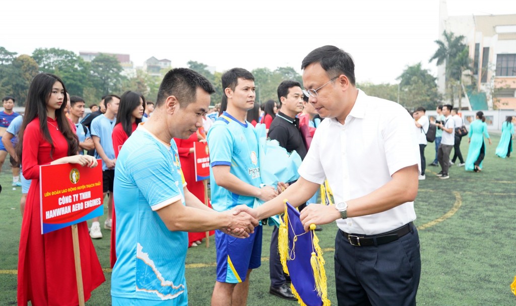 Khai mạc Giải bóng đá công nhân, viên chức lao động Hà Nội Khai mạc Giải bóng đá công nhân, viên chức lao động Hà Nội