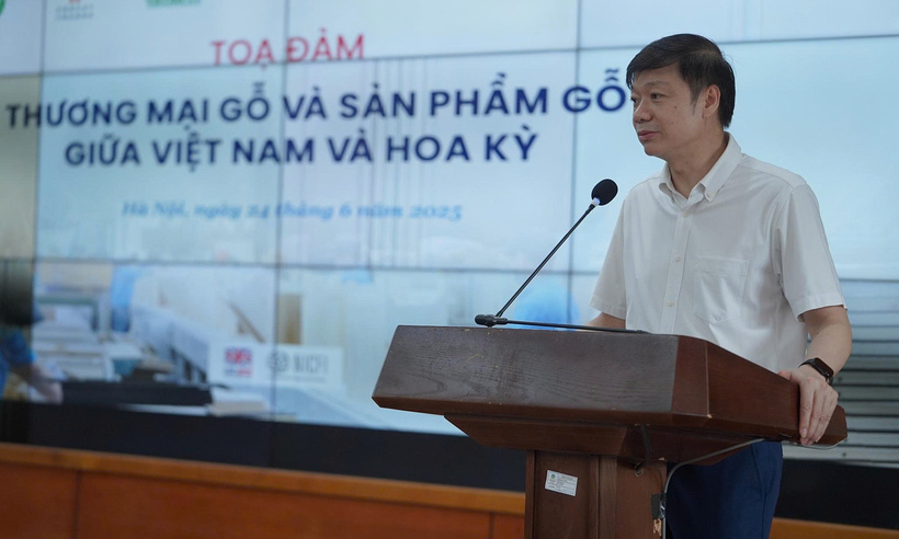 Ông Trần Quang Bảo, Cục trưởng Cục Lâm nghiệp và Kiểm lâm (Bộ Nông nghiệp và Môi trường) phát biểu tại buổi Tọa đàm