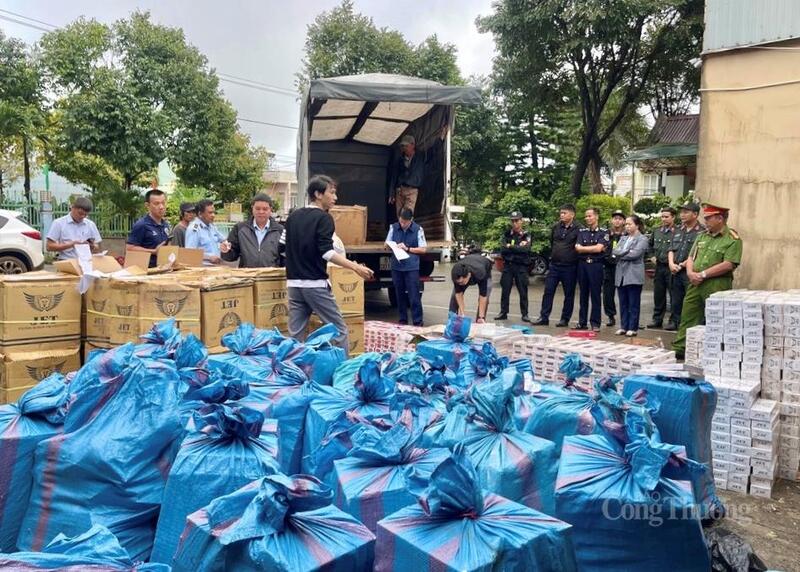 Năm 2026, lực lượng quản lý thị trường tiếp tục siết chặt xử lý các hành vi kinh doanh hàng cấm, hàng nhập lậu, hàng giả, hàng kém chất lượng và hàng không rõ nguồn gốc, xuất xứ.