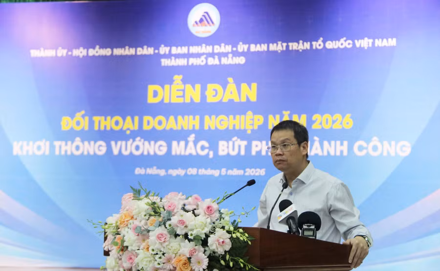 Ông Nguyễn Mạnh Hùng, Chủ tịch UBND TP Đà Nẵng cam kết với doanh nghiệp. 1992902877290003114.jpg